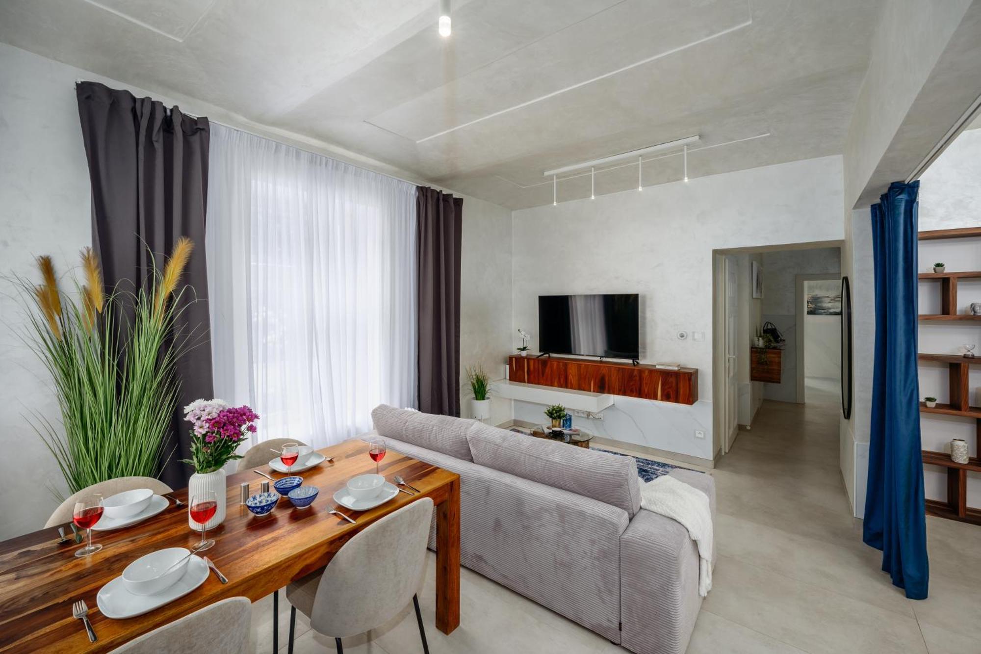 Days - Luxurious In A Quiet Area Prague