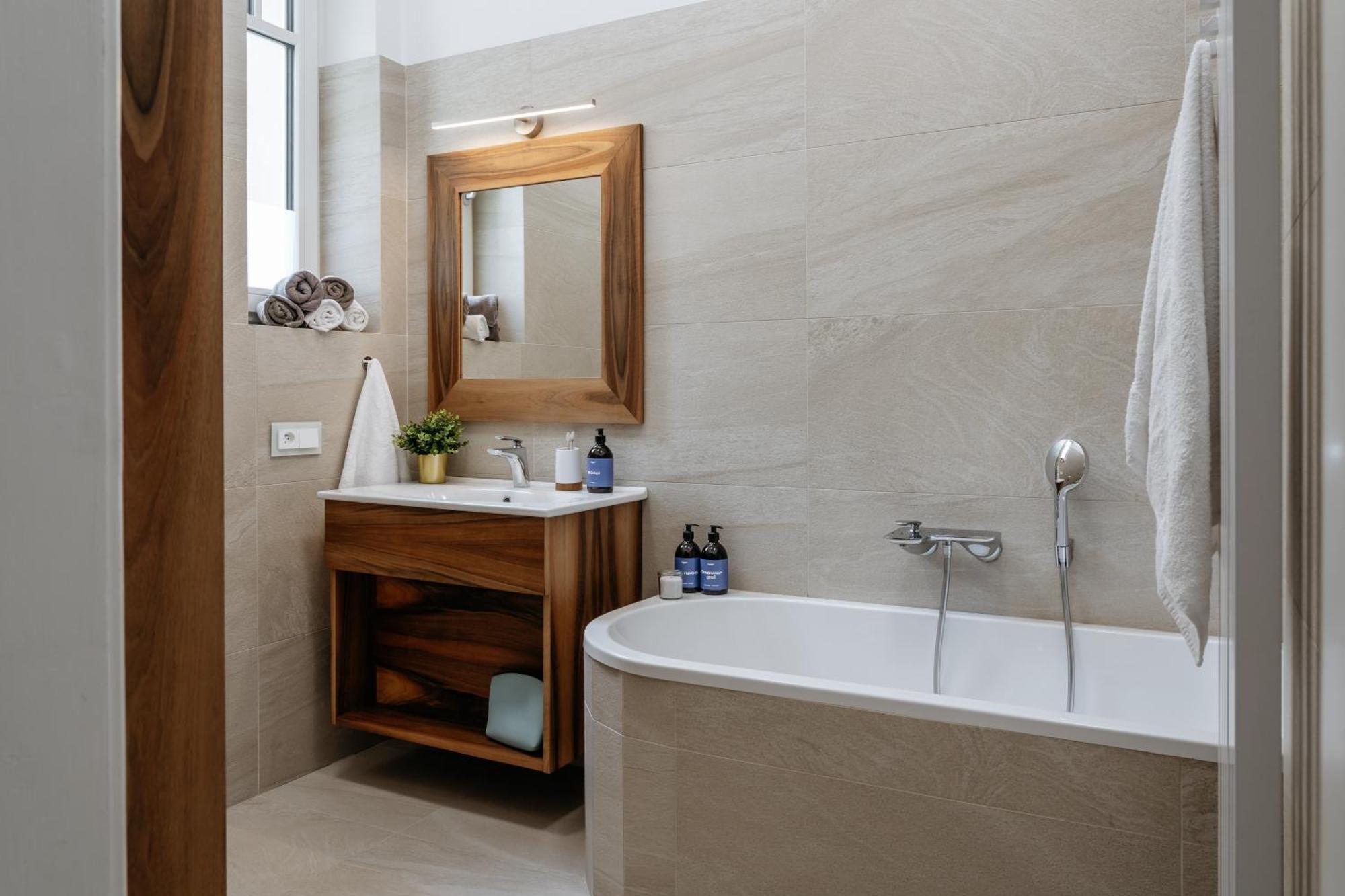 Apartment Days - Luxurious In A Quiet Area Prague