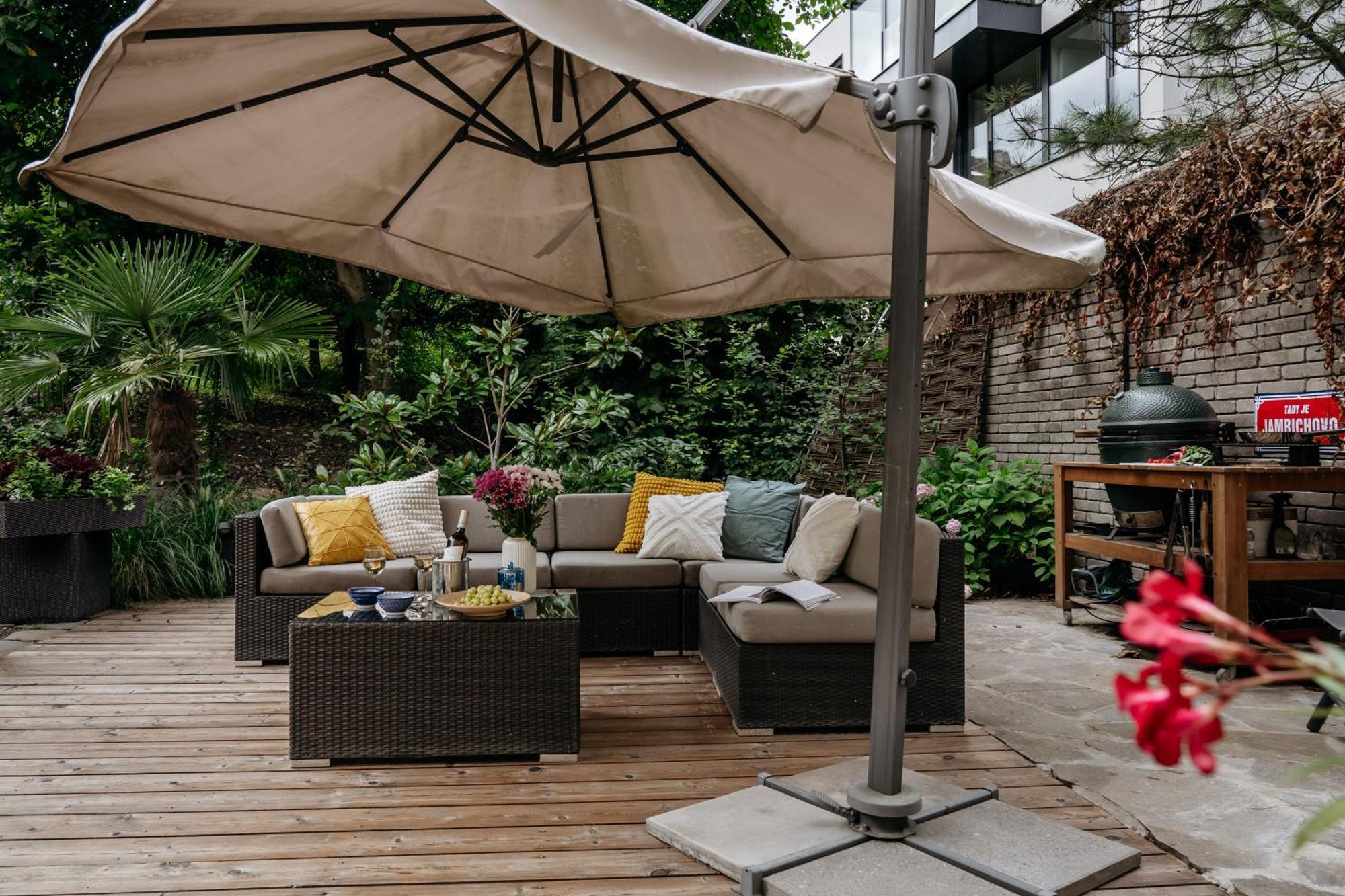 Days - Luxurious In A Quiet Area Apartment Prague